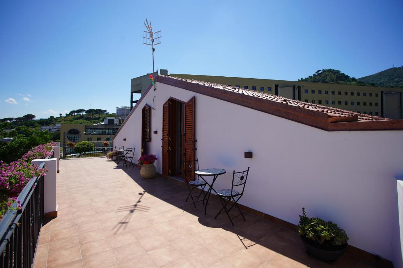 Serendipity B&B Μεσίνα Εξωτερικό φωτογραφία