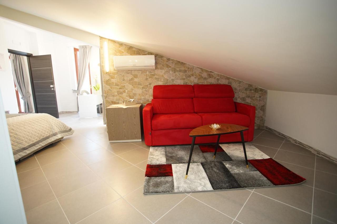 Serendipity B&B Μεσίνα Εξωτερικό φωτογραφία
