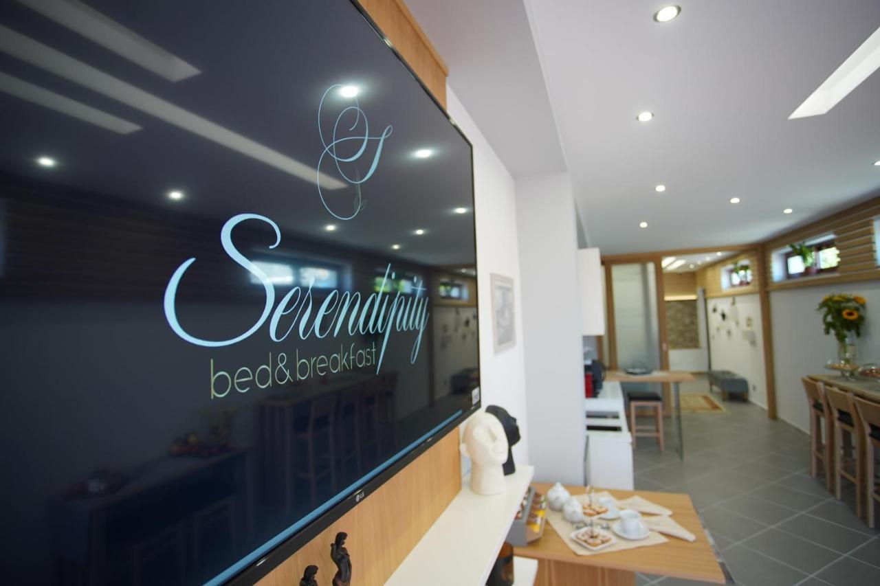 Serendipity B&B Μεσίνα Εξωτερικό φωτογραφία