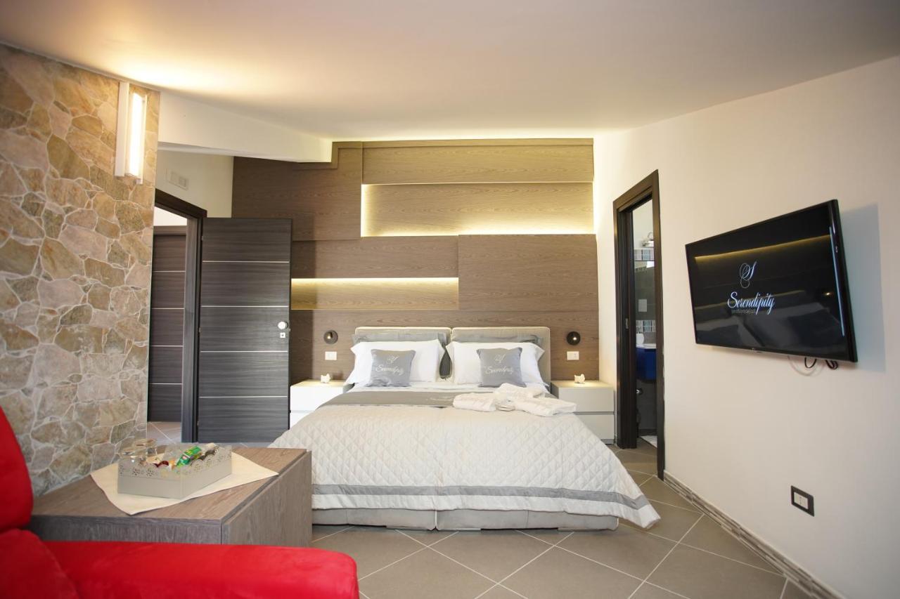 Serendipity B&B Μεσίνα Εξωτερικό φωτογραφία