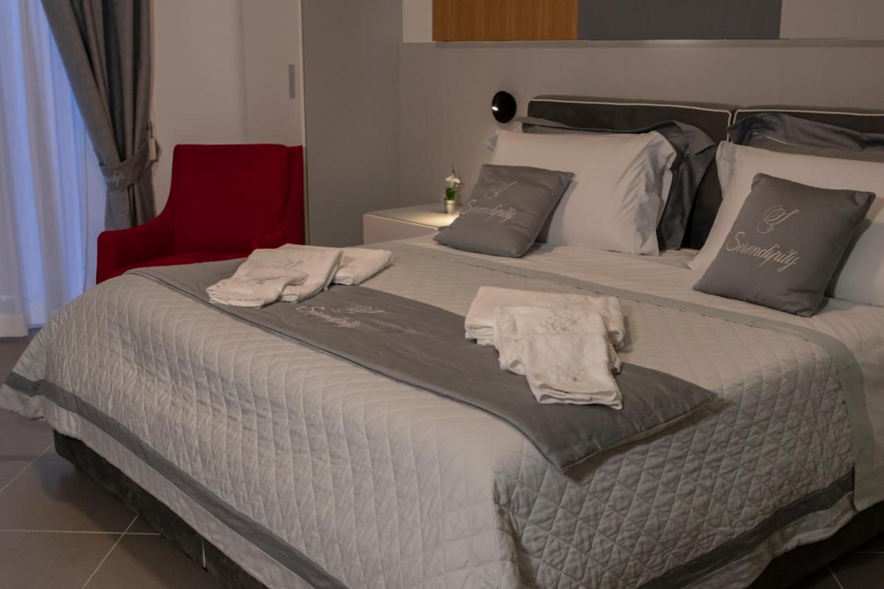 Serendipity B&B Μεσίνα Εξωτερικό φωτογραφία
